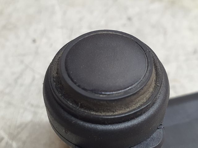 bontott VW GOLF V Hátsó Tolatóradar Fej