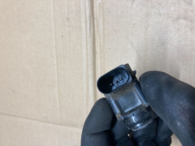 bontott VW GOLF V Hátsó Tolatóradar Fej