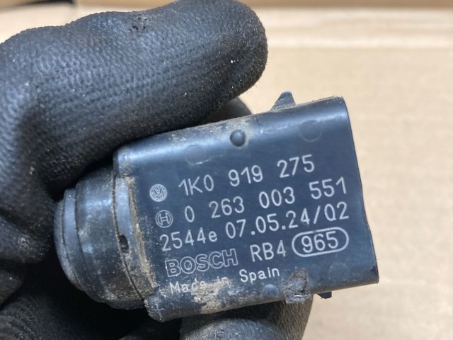 bontott VW GOLF V Hátsó Tolatóradar Fej