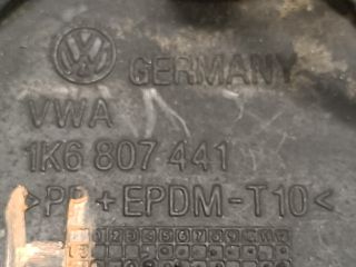 bontott VW GOLF V Hátsó Vonószem Burkolat