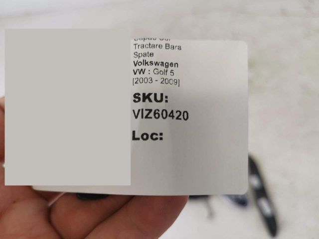 bontott VW GOLF V Hátsó Vonószem Burkolat