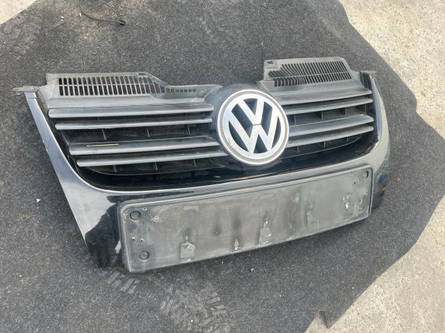 bontott VW GOLF V Hűtőrács