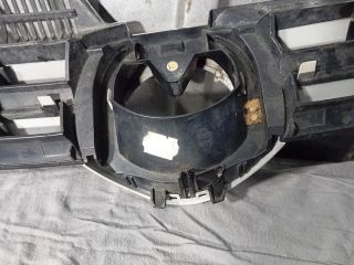 bontott VW GOLF V Hűtőrács