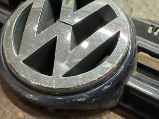 bontott VW GOLF V Hűtőrács