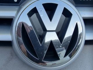 bontott VW GOLF V Hűtőrács