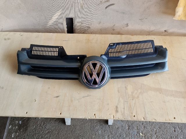 bontott VW GOLF V Hűtőrács