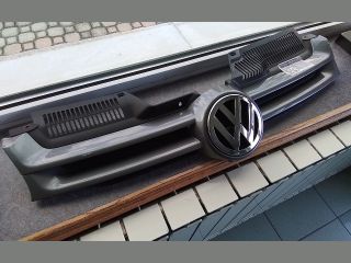 bontott VW GOLF V Hűtőrács