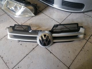 bontott VW GOLF V Hűtőrács