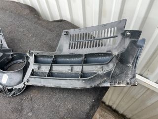 bontott VW GOLF V Hűtőrács