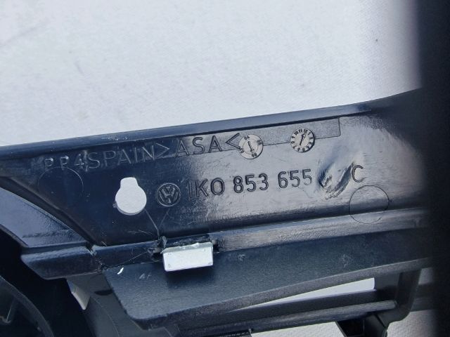 bontott VW GOLF V Hűtőrács