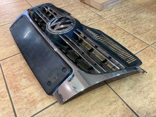 bontott VW GOLF V Hűtőrács