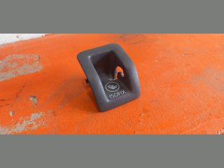 bontott VW GOLF V Isofix Rögzítő Burkolat