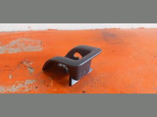 bontott VW GOLF V Isofix Rögzítő Burkolat