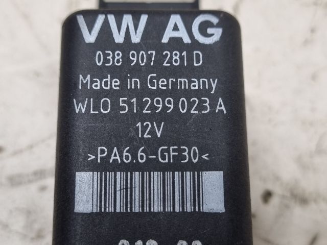 bontott VW GOLF V Izzító Relé