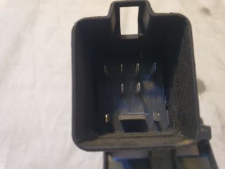 bontott VW GOLF V Izzító Relé