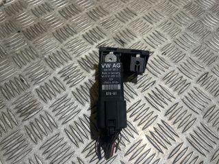bontott VW GOLF V Izzító Relé
