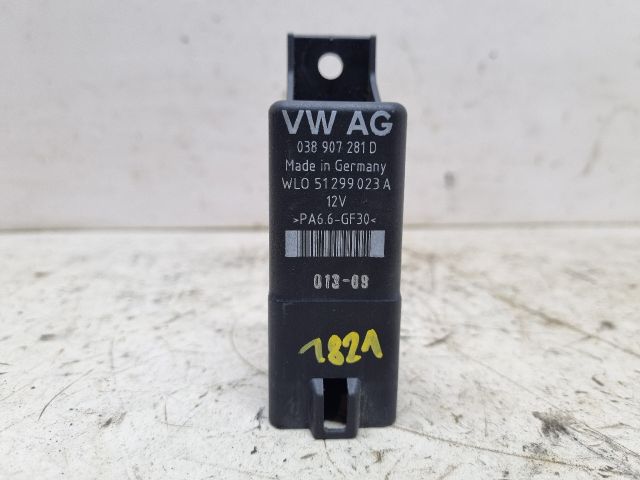 bontott VW GOLF V Izzító Relé