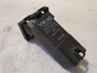 bontott VW GOLF V Izzító Relé