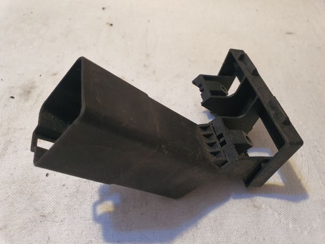 bontott VW GOLF V Izzító Relé