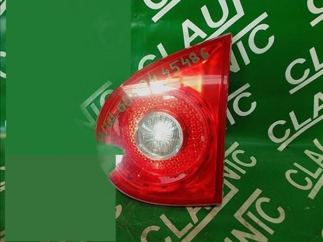 bontott VW GOLF V Jobb Belső Hátsó Lámpa