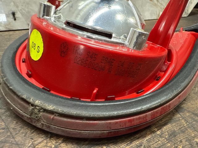 bontott VW GOLF V Jobb Belső Hátsó Lámpa