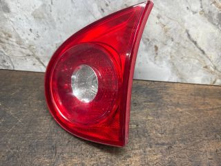 bontott VW GOLF V Jobb Belső Hátsó Lámpa