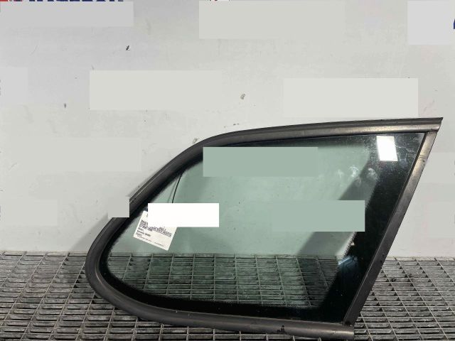 bontott VW GOLF V Jobb C Oszlop