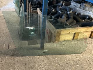 bontott VW GOLF V Jobb első Ablak