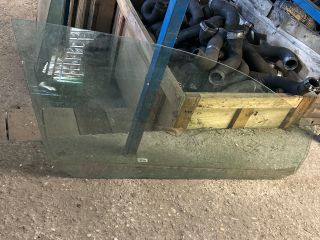 bontott VW GOLF V Jobb első Ablak