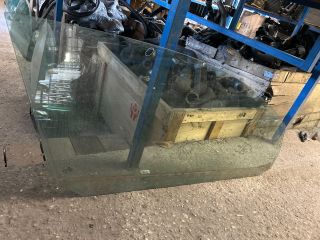 bontott VW GOLF V Jobb első Ablak