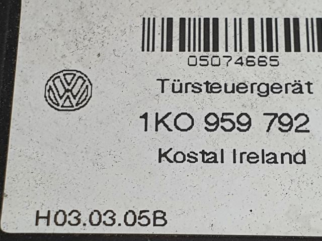 bontott VW GOLF V Jobb első Ablakemelő Elektronika