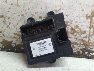 bontott VW GOLF V Jobb első Ablakemelő Elektronika