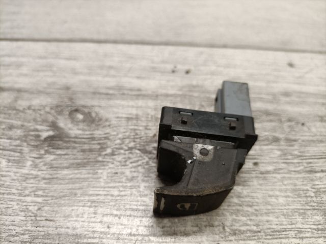 bontott VW GOLF V Jobb első Ablakemelő Kapcsoló