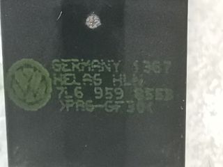 bontott VW GOLF V Jobb első Ablakemelő Kapcsoló