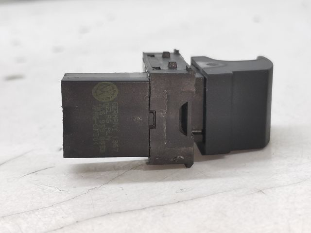 bontott VW GOLF V Jobb első Ablakemelő Kapcsoló