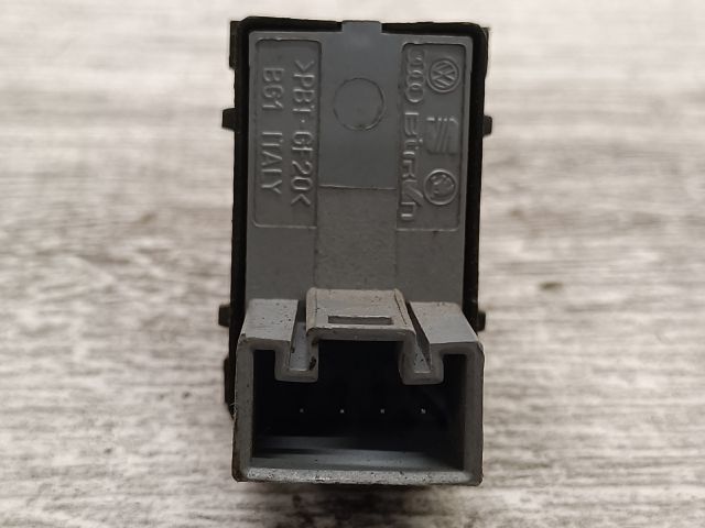 bontott VW GOLF V Jobb első Ablakemelő Kapcsoló