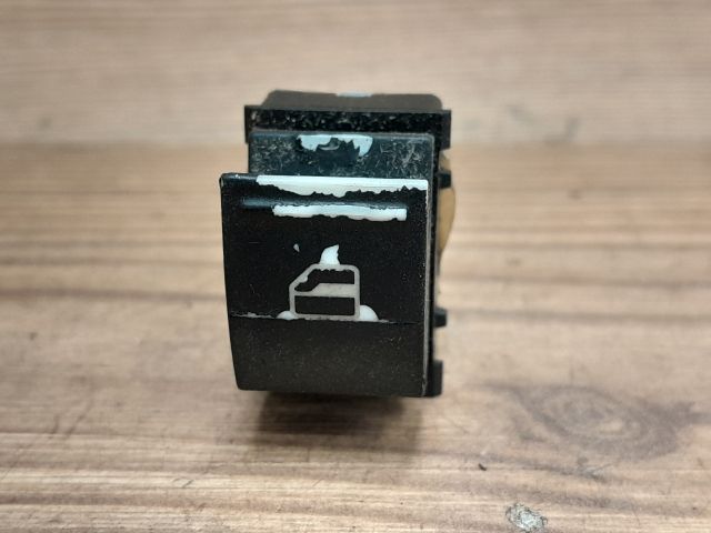 bontott VW GOLF V Jobb első Ablakemelő Kapcsoló