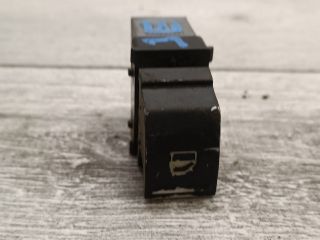 bontott VW GOLF V Jobb első Ablakemelő Kapcsoló