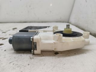 bontott VW GOLF V Jobb első Ablakemelő Motor