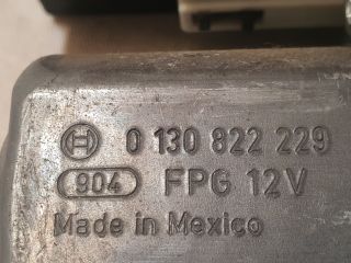 bontott VW GOLF V Jobb első Ablakemelő Motor