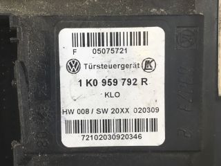 bontott VW GOLF V Jobb első Ablakemelő Motor