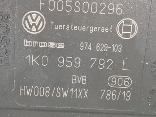 bontott VW GOLF V Jobb első Ablakemelő Motor