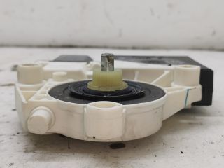 bontott VW GOLF V Jobb első Ablakemelő Motor