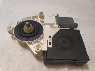 bontott VW GOLF V Jobb első Ablakemelő Motor