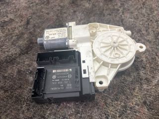 bontott VW GOLF V Jobb első Ablakemelő Motor