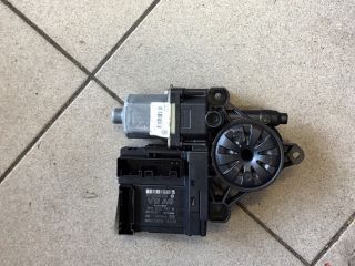 bontott VW GOLF V Jobb első Ablakemelő Motor