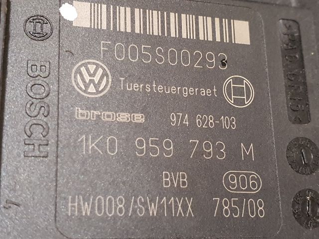 bontott VW GOLF V Jobb első Ablakemelő Motor