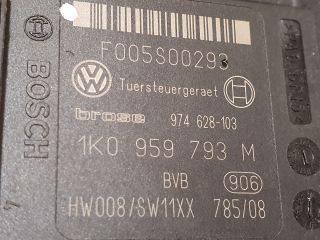 bontott VW GOLF V Jobb első Ablakemelő Motor