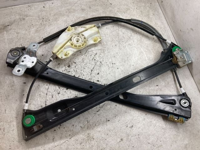 bontott VW GOLF V Jobb első Ablakemelő Szerkezet (Elektromos)