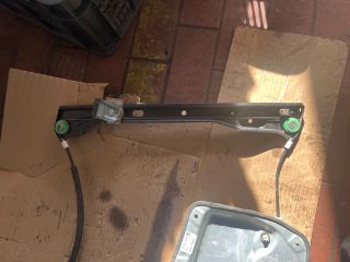 bontott VW GOLF V Jobb első Ablakemelő Szerkezet (Elektromos)